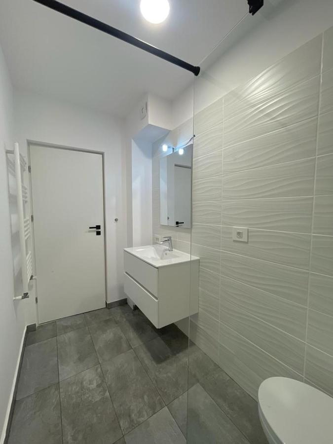 Sky Residence Airport Therme Otopeni 1 Kültér fotó